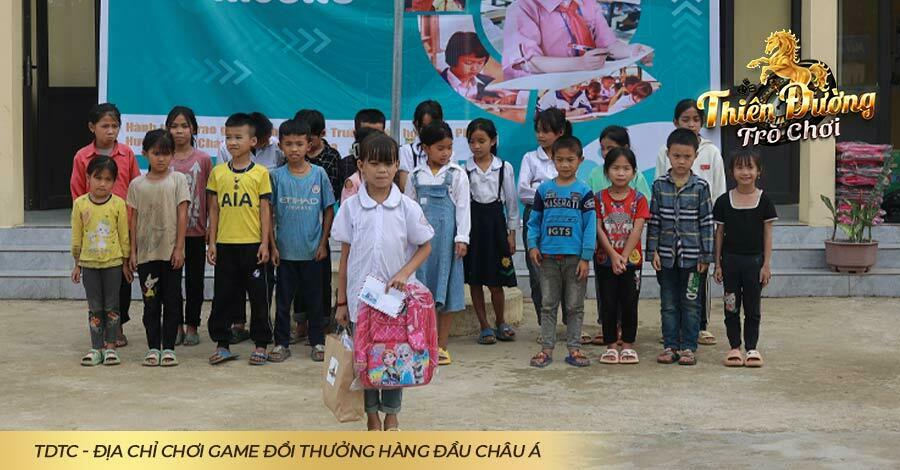 TDTC từ thiện "Cổng Mặt Trời" tại trường tiểu học xã Lâm Phú 4 Trường hợp đặc biệt trong quá trình thiện nguyện